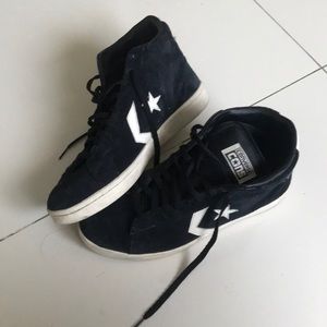 Converse suede high tops size 10 men